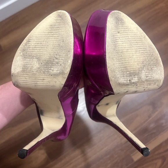 metallic magenta platform heels - Picture 4 of 4